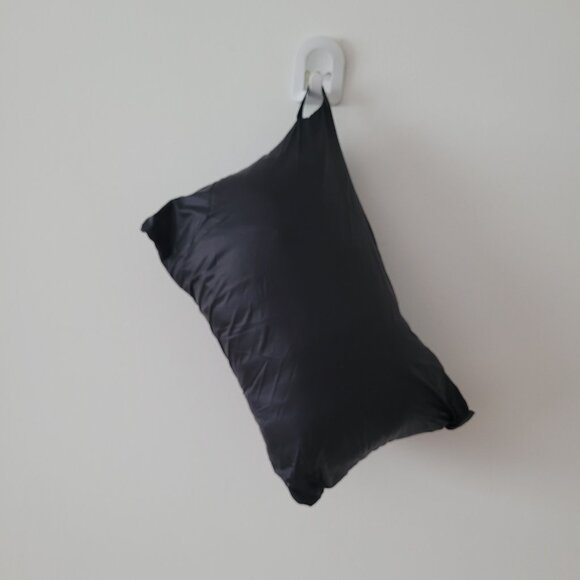 L.L. Bean Women's Ultra Light Goose Down Black Puffer Jacket-3X - Picture 8 of 9